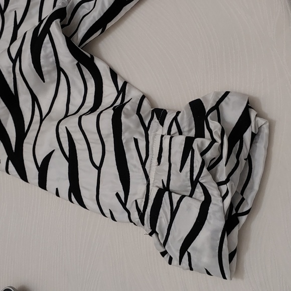 D & Y Women's Size Large Lined Crop Jacket - Picture 4 of 7